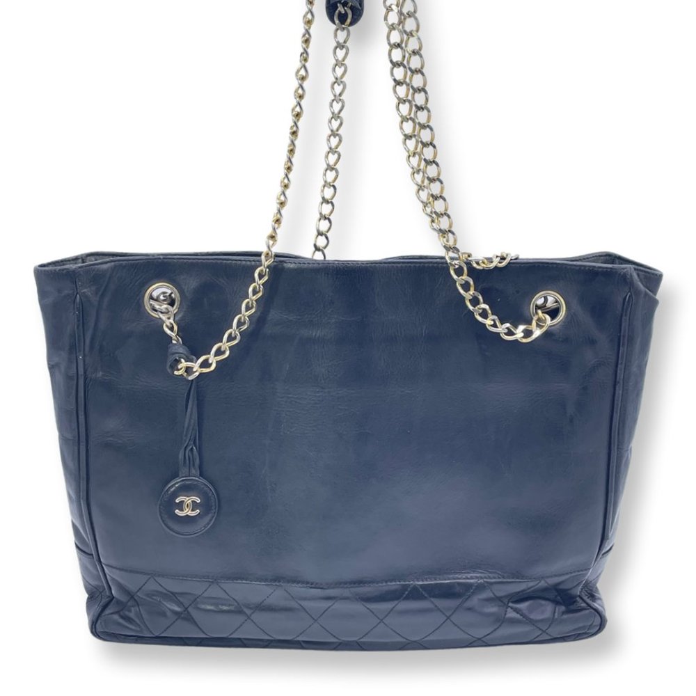 Vintage Chanel Black Leather Diamond Tote 847840 042322